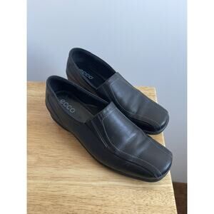 Ecco Black Slip On Leather Square Toe Comfort Loafers Women's Shoes Size 9